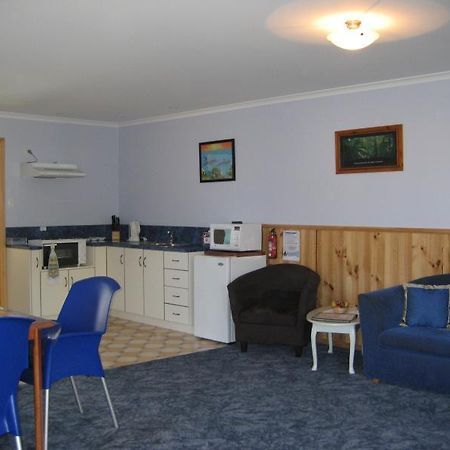 Anchor Down Cottages Strahan Exteriör bild